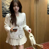 Korean Chic Autumn French Temperament Elegant Little Fragrant Style Simple Round Collar Single Buckle With Coarse Flowers And Short Coat