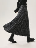 Folded Texture Velvet Skirt Women 2025 Autumn And Winter New High-Rise Thin Fashion Thick Umbrella Skirt A Skirt