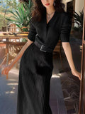 Red Knitted Dress 2025 Early Autumn New Autumn Temperament High-End Feeling Waist Dress French Dress Dress Women's Dress