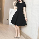 French Vintage Dress Woman 2025 Summer New Hepburn Black Temperament High-End Skinny Little Black Dress