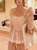 Here Beauty Is The Norm Retro Lace Splicing Tuck Line Square Slings Adjustable