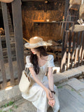 A Sweet Peach Yikett In The Escape Of The Princess Dress Summer Temperamental Holiday Style Thin Design Feel White Dress