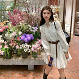 The Autumn Dress Of The Girl Wearing French Folds Sweet Fairy Dress Is Very Thin And Meaty.