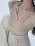[Reave It] Soft Glutinous V Collared Horn Sleeves And Bottom Shirts For Women Slim Knitting Tops