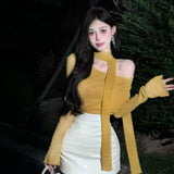 2025 Autumn And Winter New Pure Lusty Temperament Shoulder-To-Shoulder Ribbon Design Design Design Of The Long-Sleeved Top Woman
