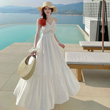 French White Moon Hanging Neck-Lup Dress Sexy Pure Wind White Temperament Atmosphere Holiday Beach Dress
